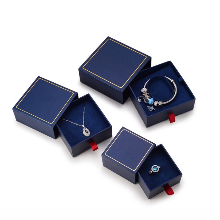 custom jewelry packaging from APP