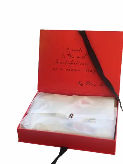 paper boxes with Stickers, tissue paper and handles